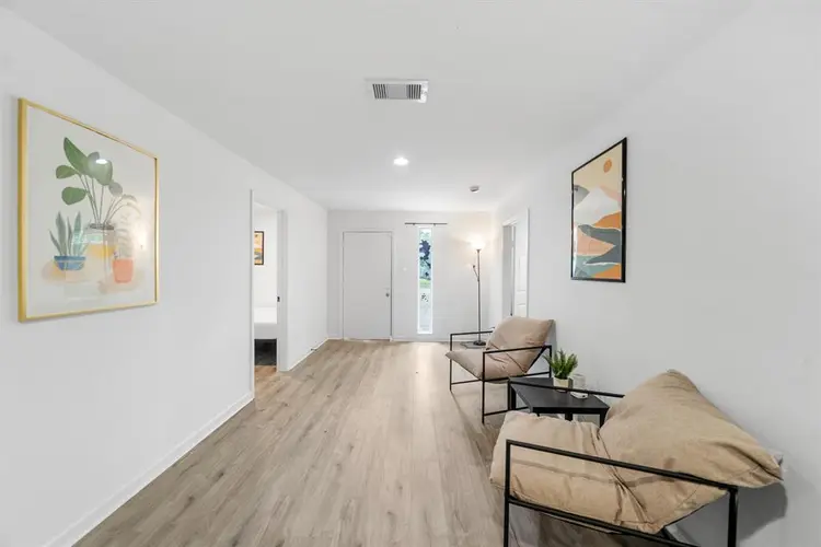 6 BR in Houston