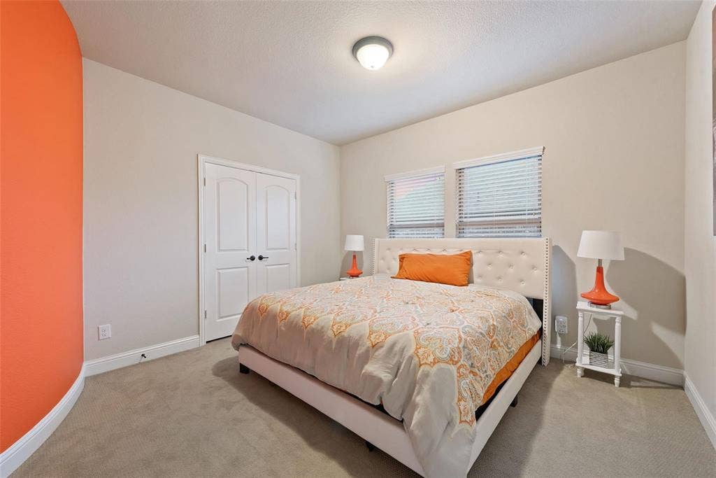 3 BR in Venus