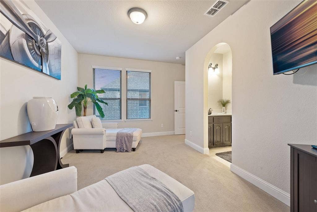 3 BR in Venus