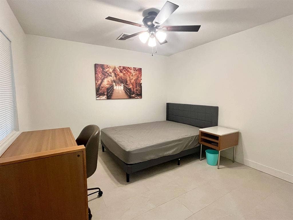 9 BR in Phoenix