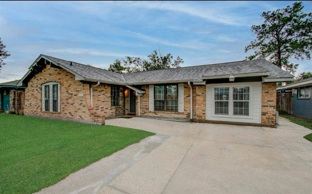5 BR in Houston
