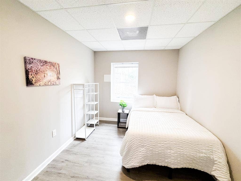 8 BR in Decatur