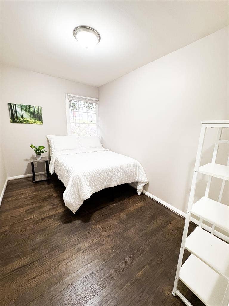 8 BR in Decatur