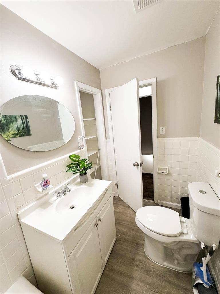8 BR in Decatur