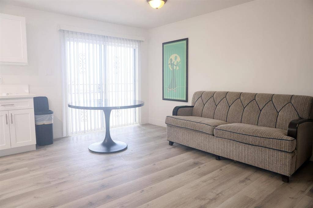 9 BR in Las Vegas