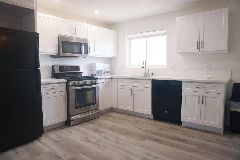 9 BR in Las Vegas