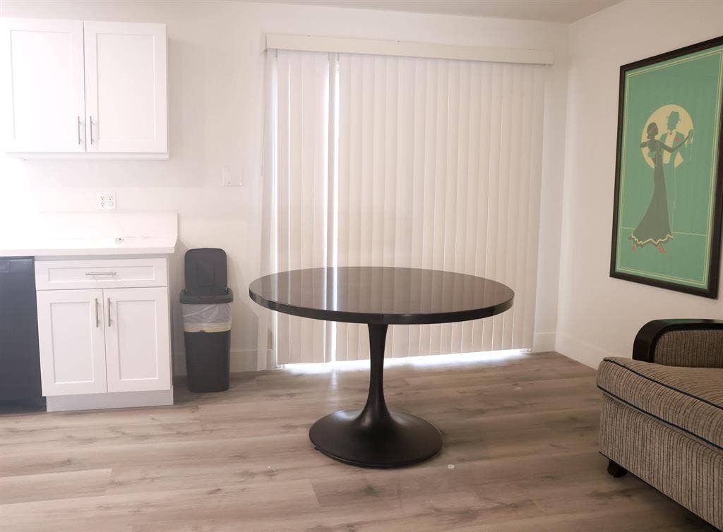 9 BR in Las Vegas