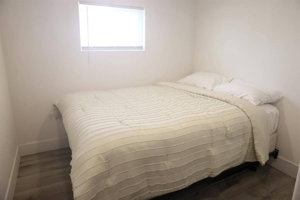 9 BR in Las Vegas