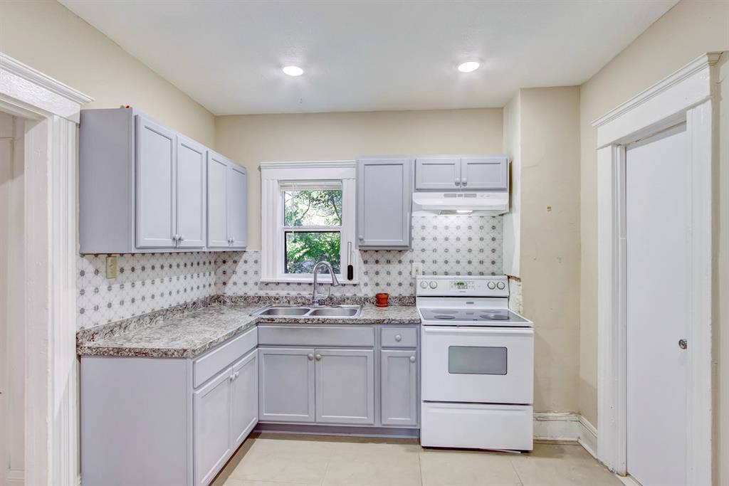 8 BR in Jacksonville