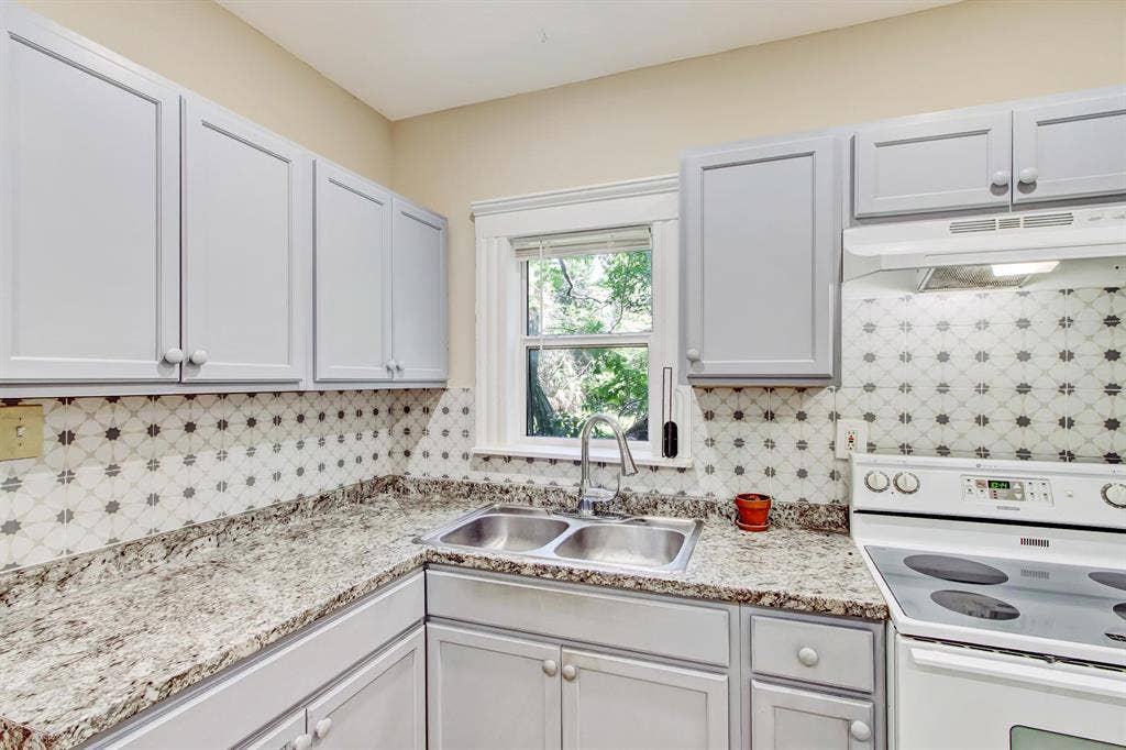 8 BR in Jacksonville