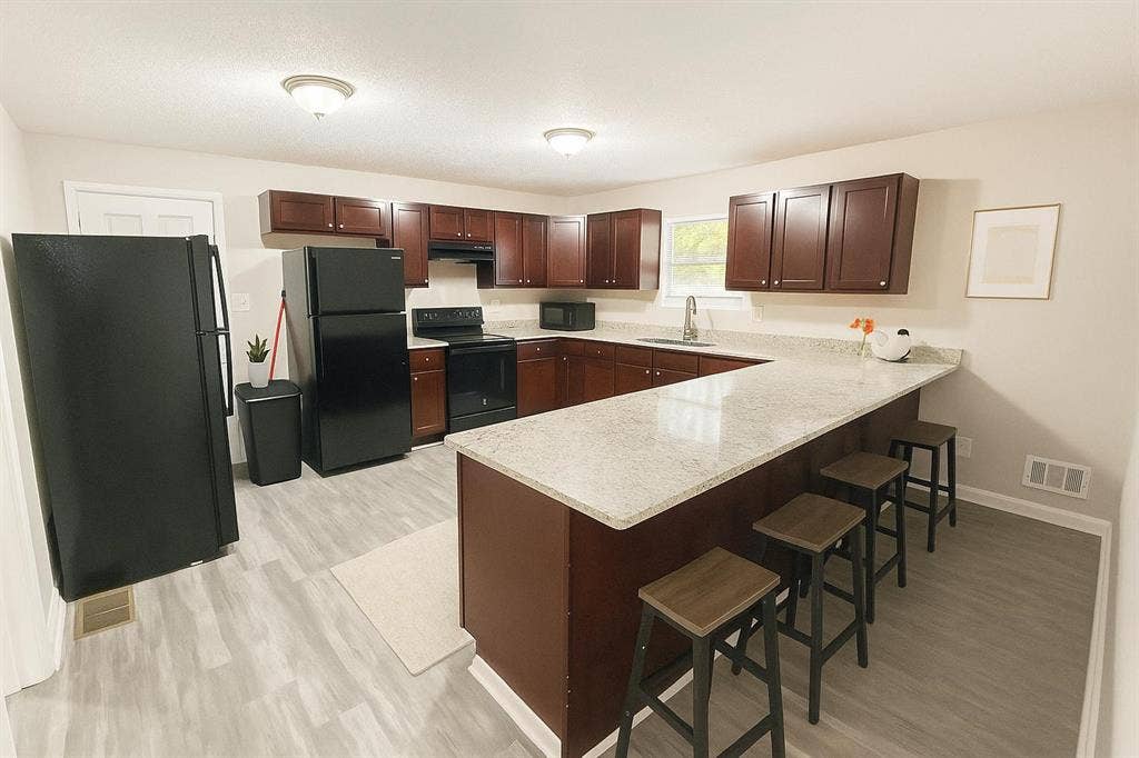 10 BR in Jonesboro