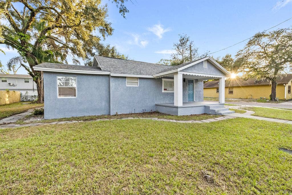 4 BR in Tampa