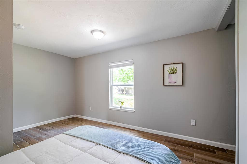 8 BR in Houston