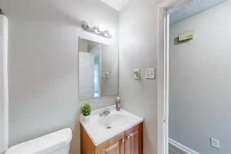 5 BR in College Park