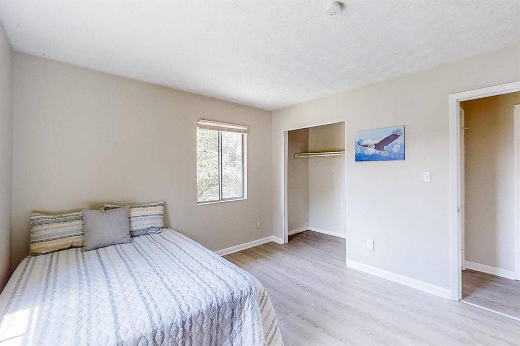 5 BR in College Park