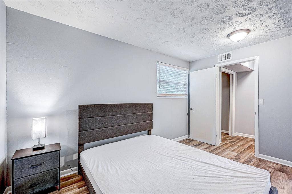 8 BR in Jacksonville