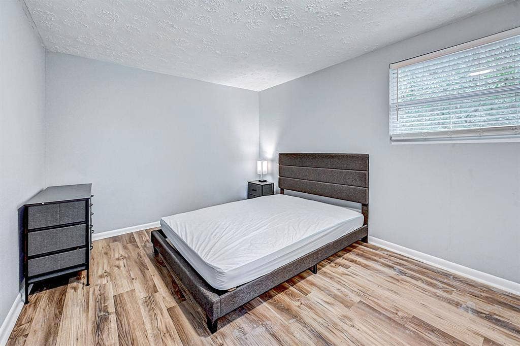 9 BR in Jacksonville