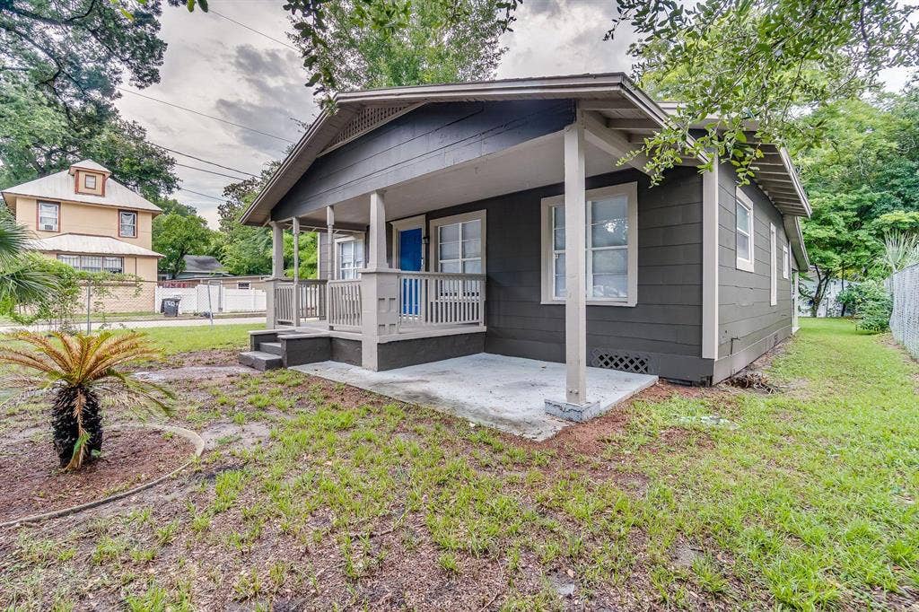 2 BR in Jacksonville