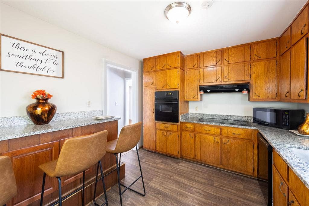 8 BR in Decatur