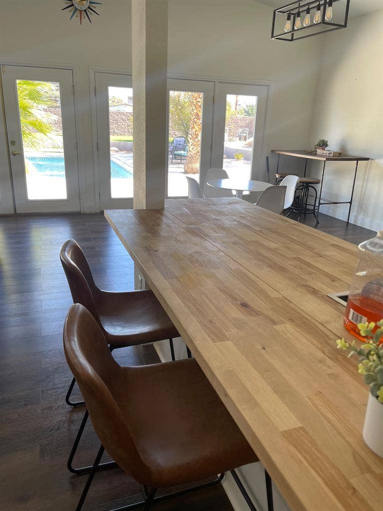 5 BR in Las Vegas