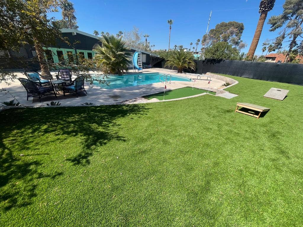 5 BR in Las Vegas