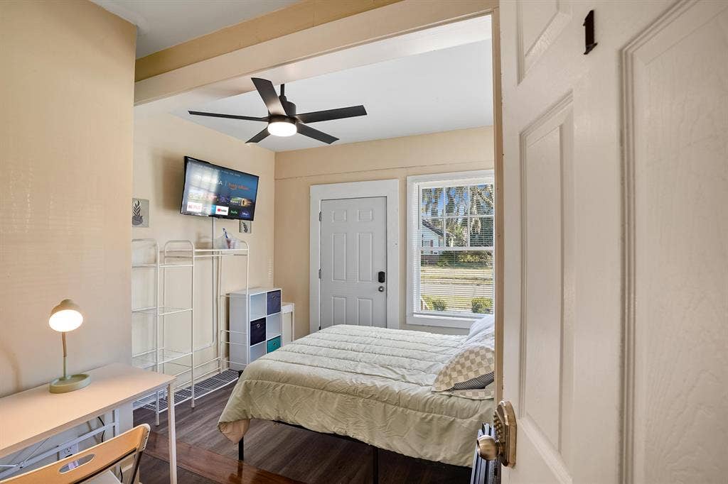 7 BR in Jacksonville