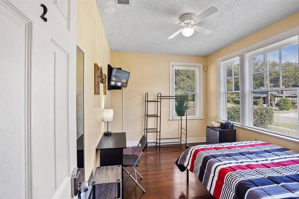 7 BR in Jacksonville