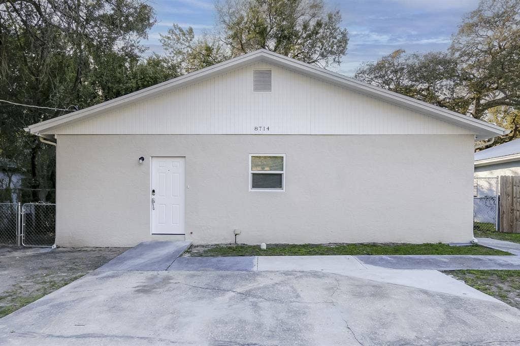 6 BR in Tampa