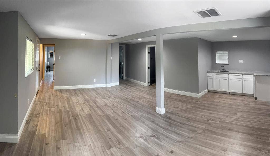 5 BR in Irving