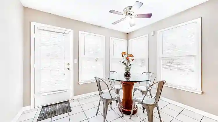 4 BR in Stone Mountain