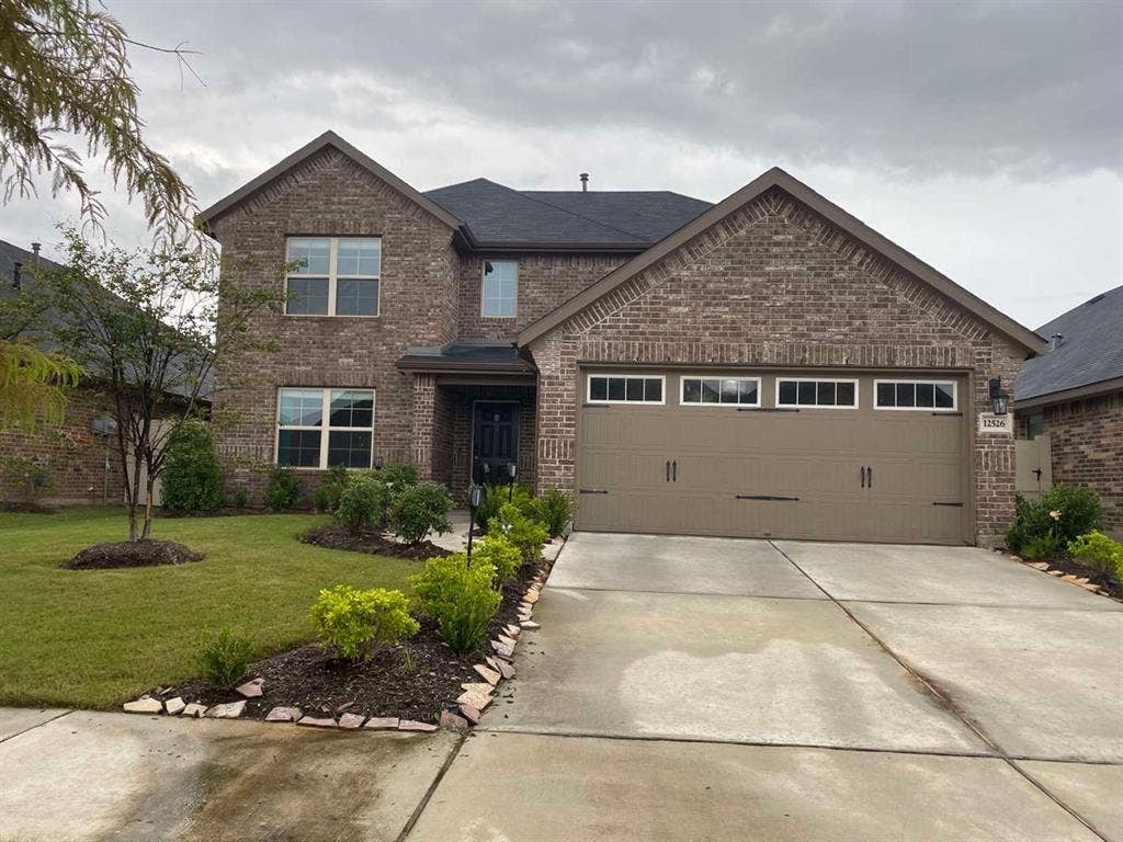 E Hillock Lane Houston