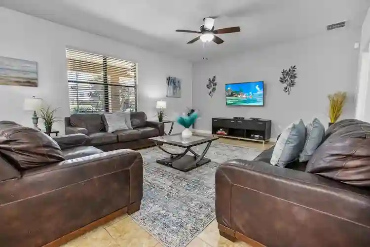 3 BR in Four Corners