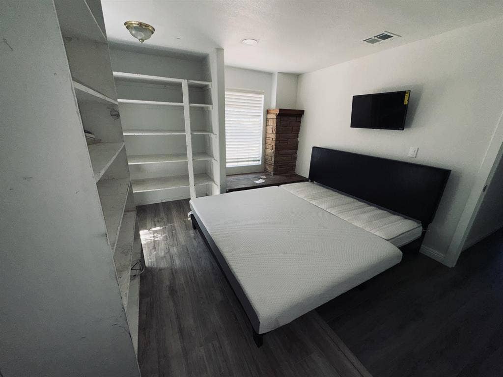 7 BR in Las Vegas