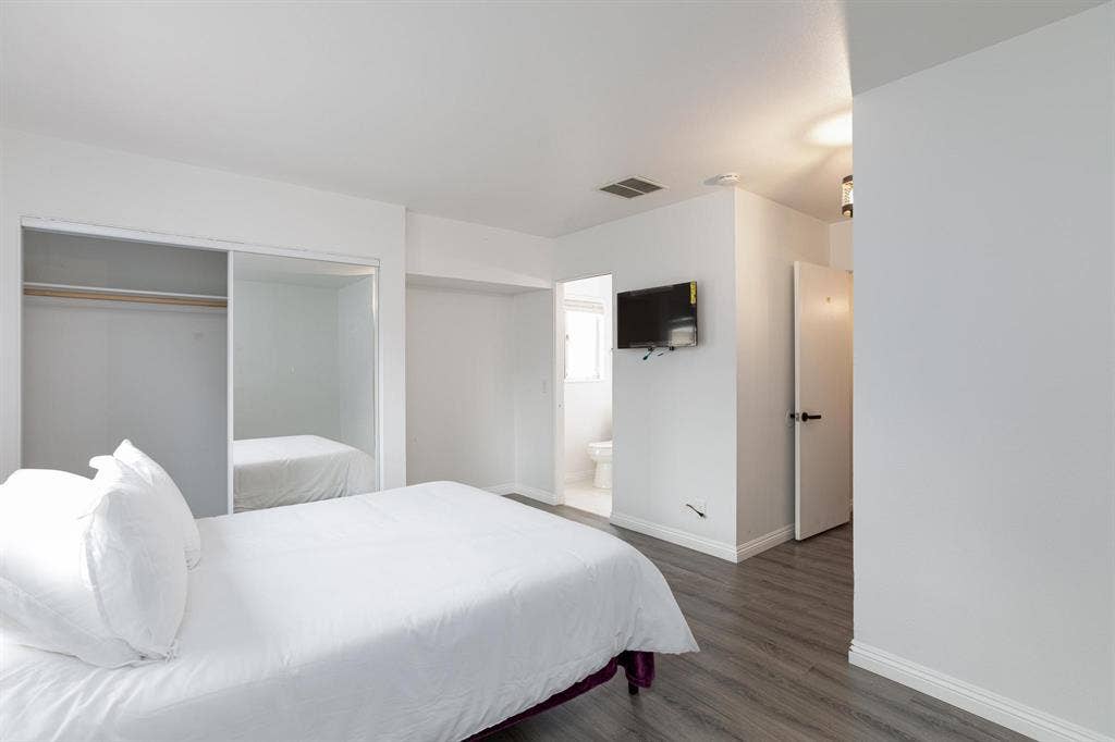 7 BR in Las Vegas