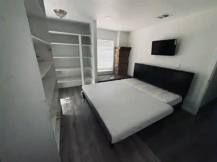 2 BR in Las Vegas