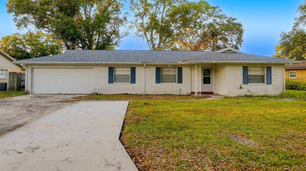 7 BR in Lakeland