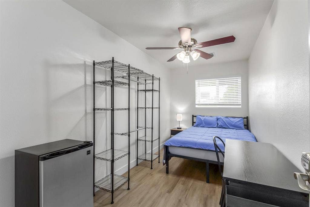 7 BR in Phoenix