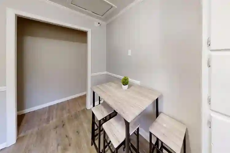 2 BR in Atlanta