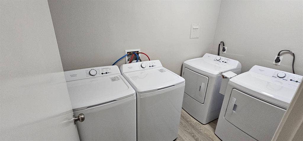 9 BR in Houston