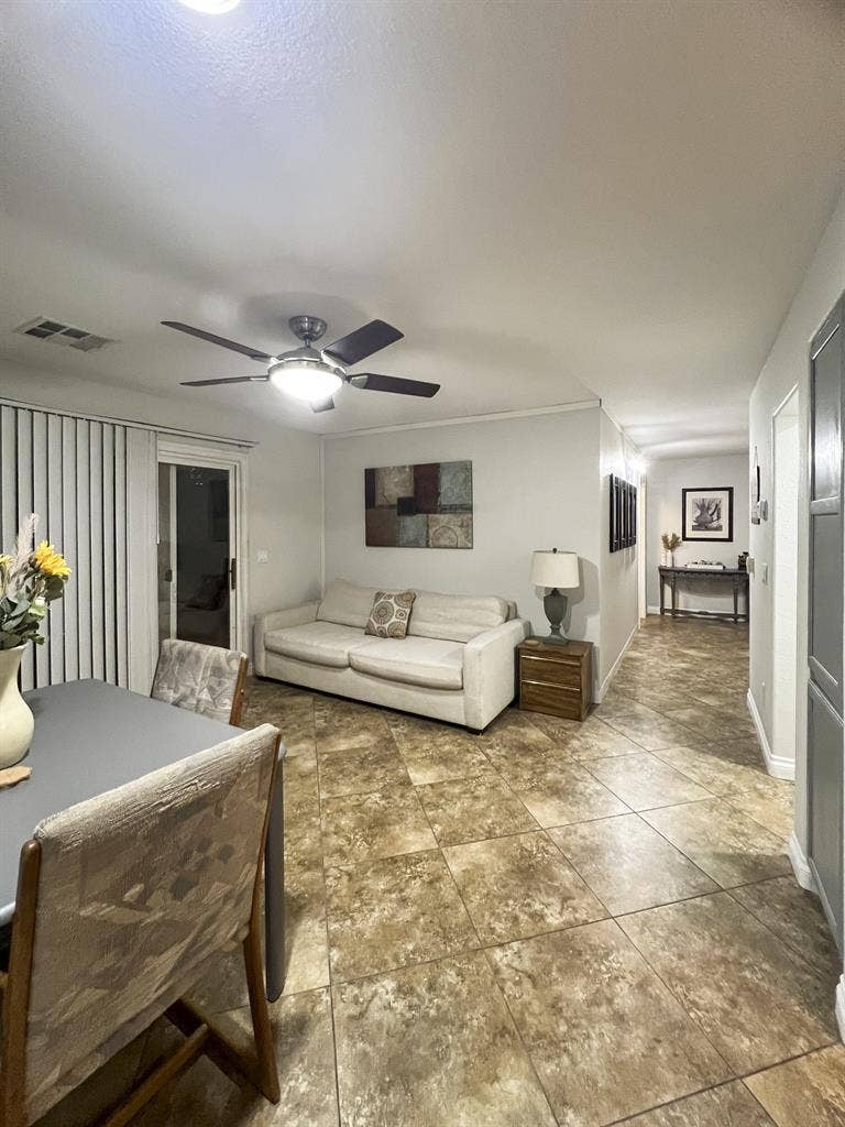4 BR in Las Vegas