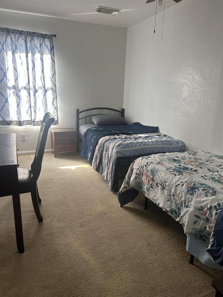 4 BR in Houston