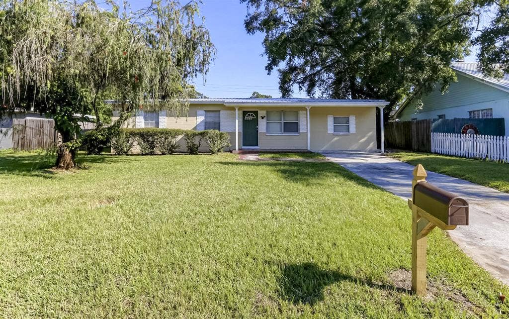 4 BR in Tampa
