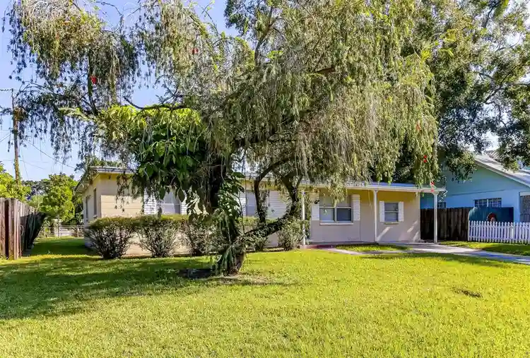 4 BR in Tampa