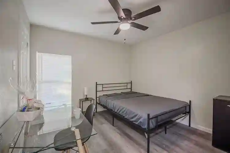 10 BR in Dallas