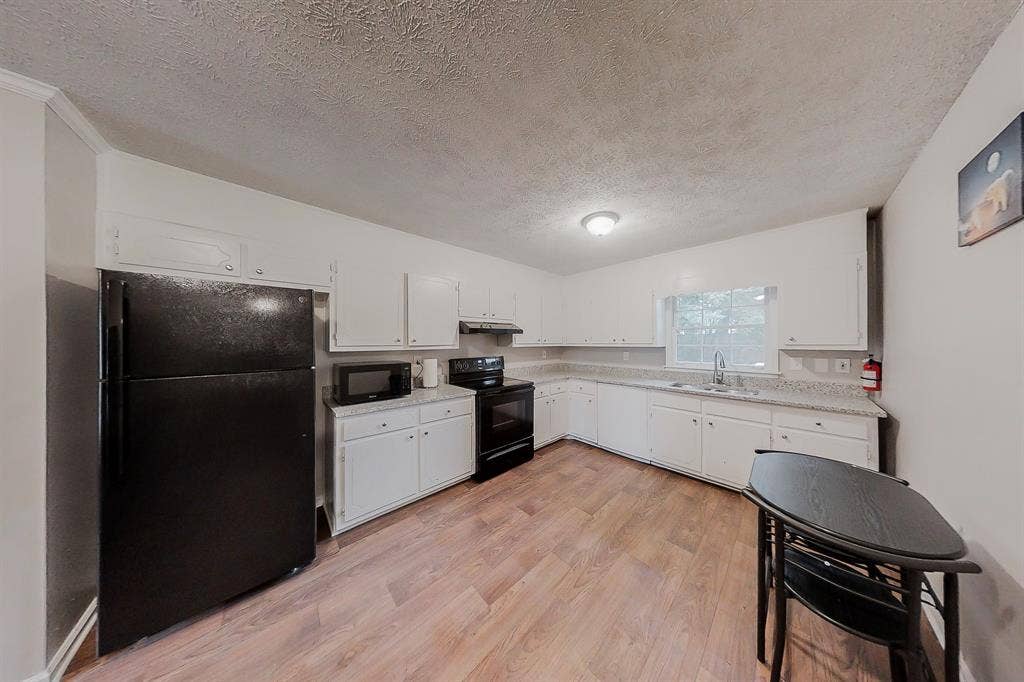 10 BR in Stone Mountain