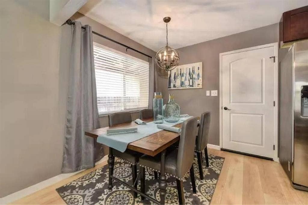 Spacious private room in Glen