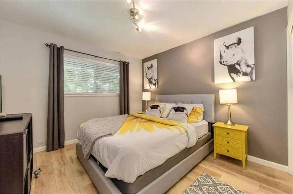 Spacious private room in Glen