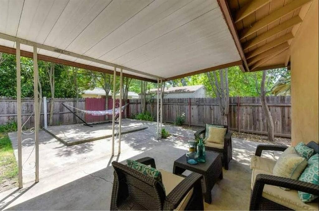 Spacious private room in Glen