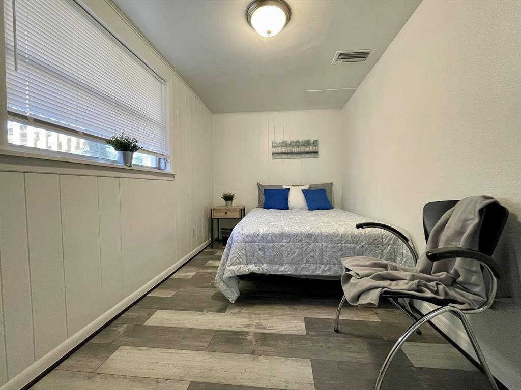 9 BR in Jacksonville