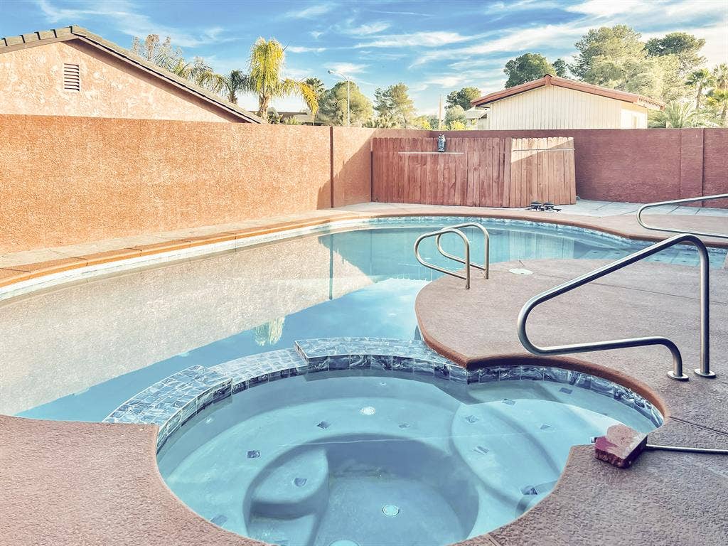 4 BR in Las Vegas
